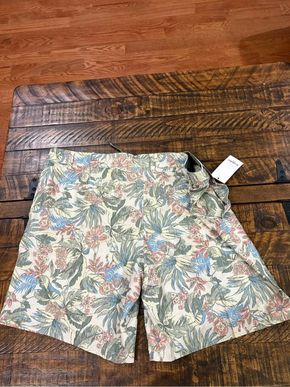 Goodfellow & Co Cream Floral Print Swim Hybrid Shorts